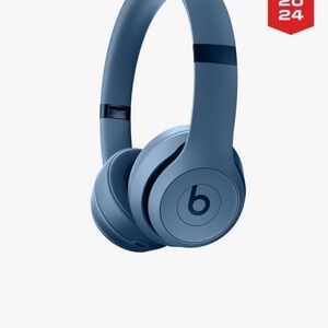 Beats Solo 4